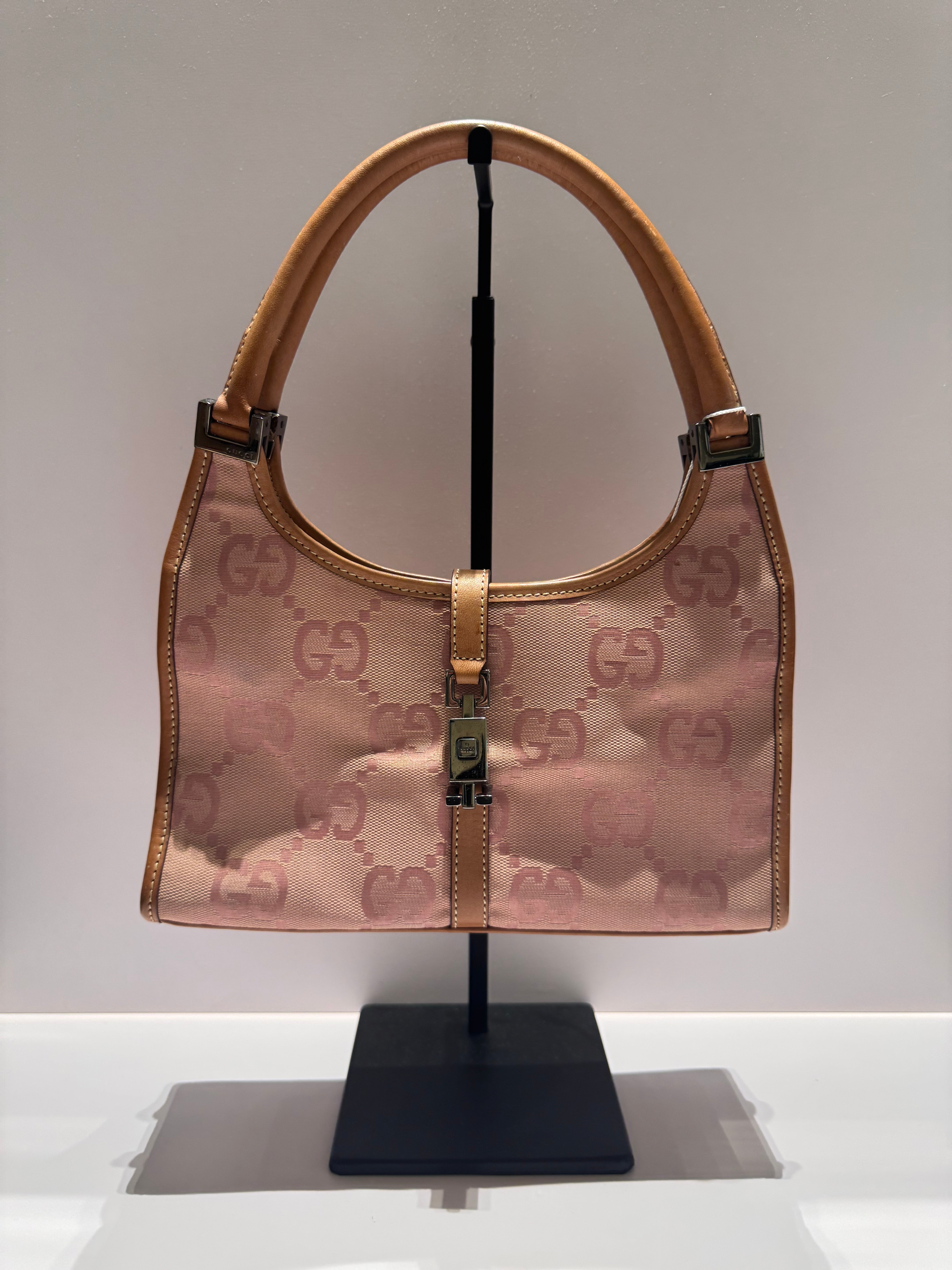 Gucci – Keeping it archive