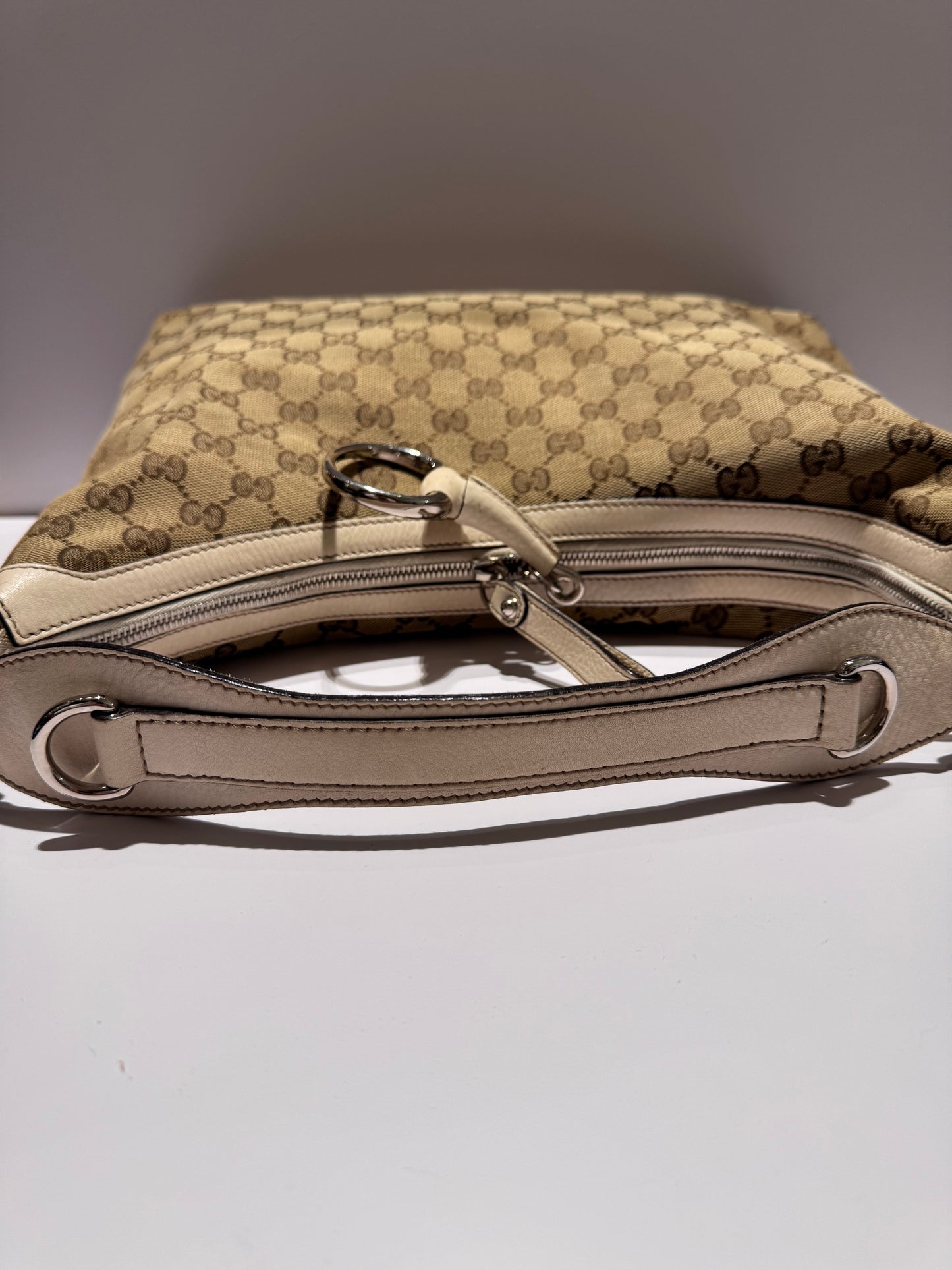 Gucci Icon Bit Hobo White